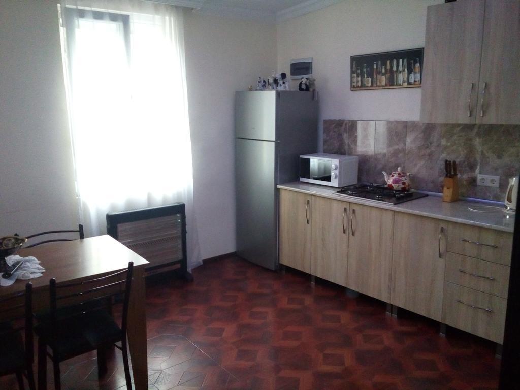 Частный Квартира Apartment บาทูมิ ภายนอก รูปภาพ